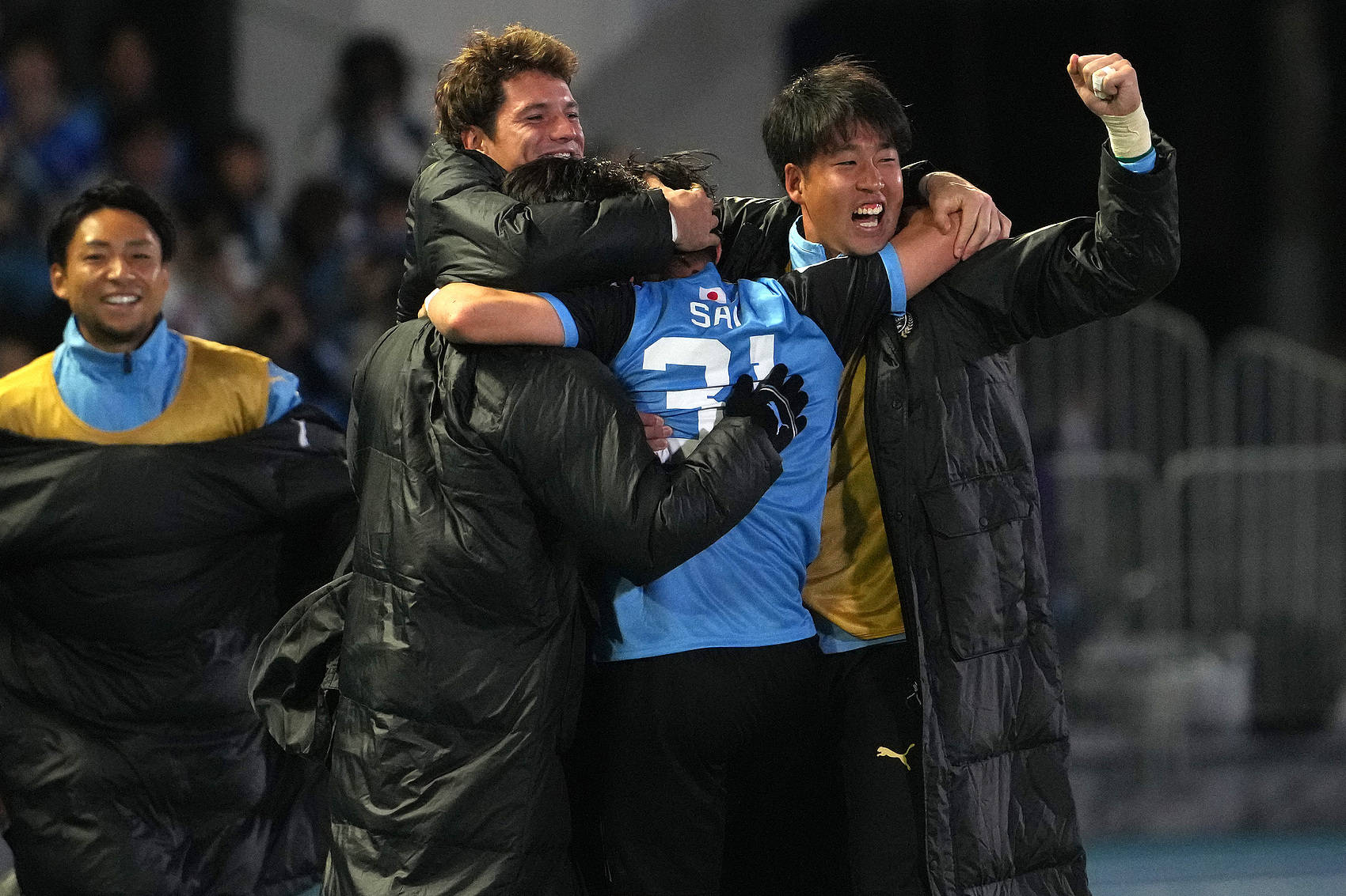 当头棒喝!亚冠-巴尔加斯世界波遮羞 海港1-3川崎前锋