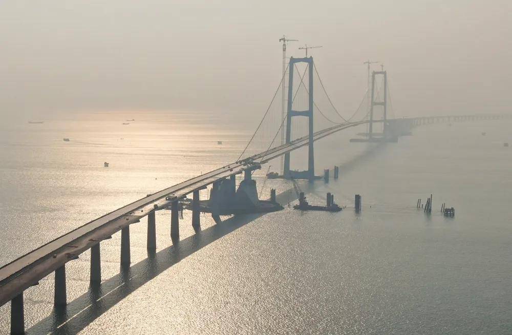跨海大桥越建越多！动辄百亿投资背后，算的是经济账和民生账