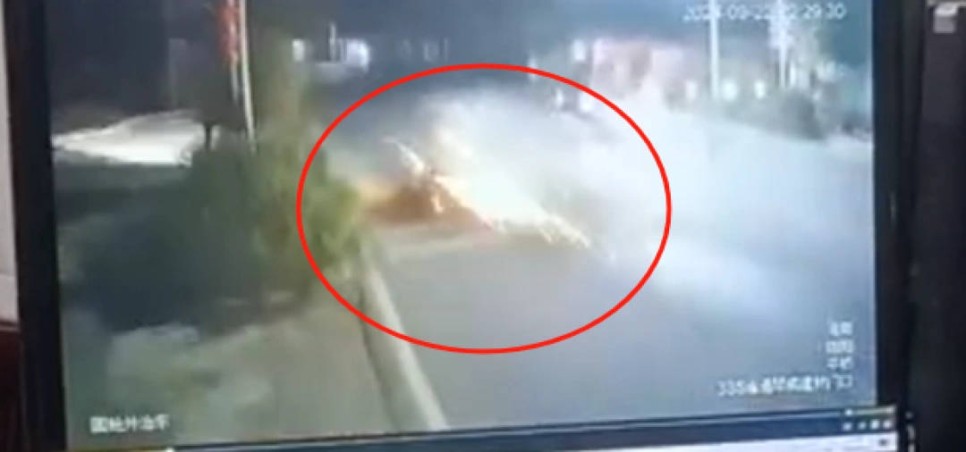 河南女子醉驾超速追尾撞死一家三口案已被公诉，遇害者家属：车主明知她醉酒仍给车钥匙