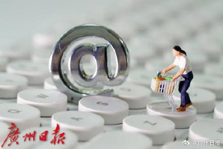 三岁娃吃饭时跑动被送餐机器人撞倒,法院:餐厅承担50%的赔偿责任