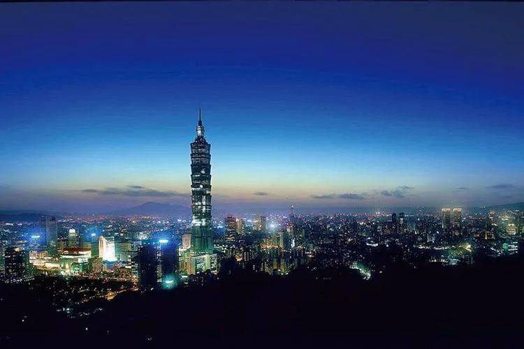 赖清德专机还未起飞，台军主力撤出金门，大陆迅速采取行动，58架军机升空，祖国统一指日可待