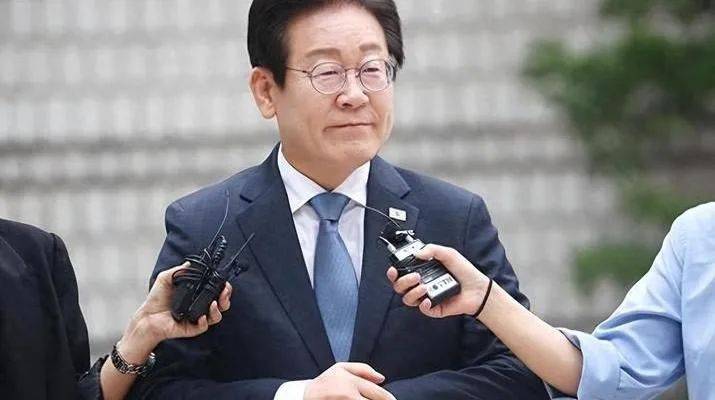 不答应就从哪来回哪去？李在明首次访美遇冷，被特朗普打了个措手不及，获最低规格待遇