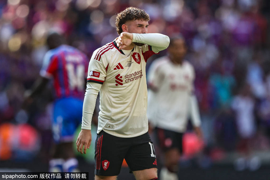 惊爆！7000万先生惨遭弃用，利物浦1.5亿豪阵藏隐忧！