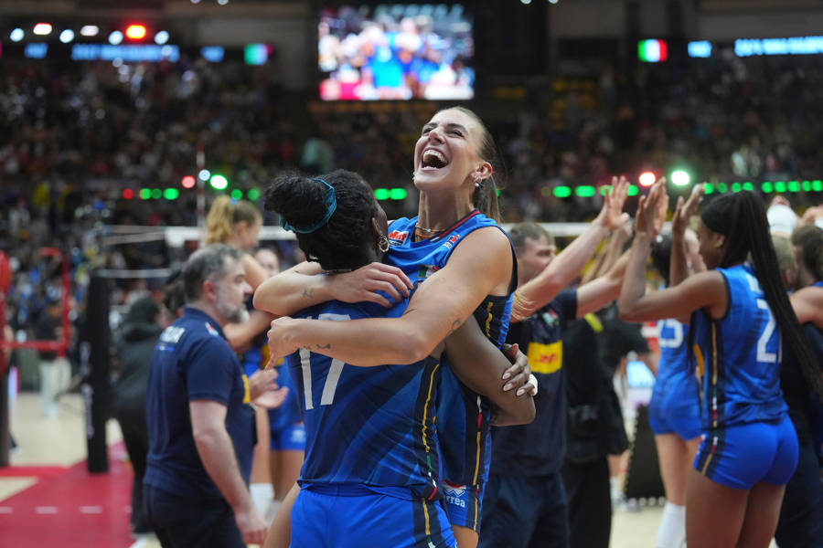 女排世锦赛｜意大利队无人能敌，欧洲队伍进步神速，中国女排能借鉴哪些经验？