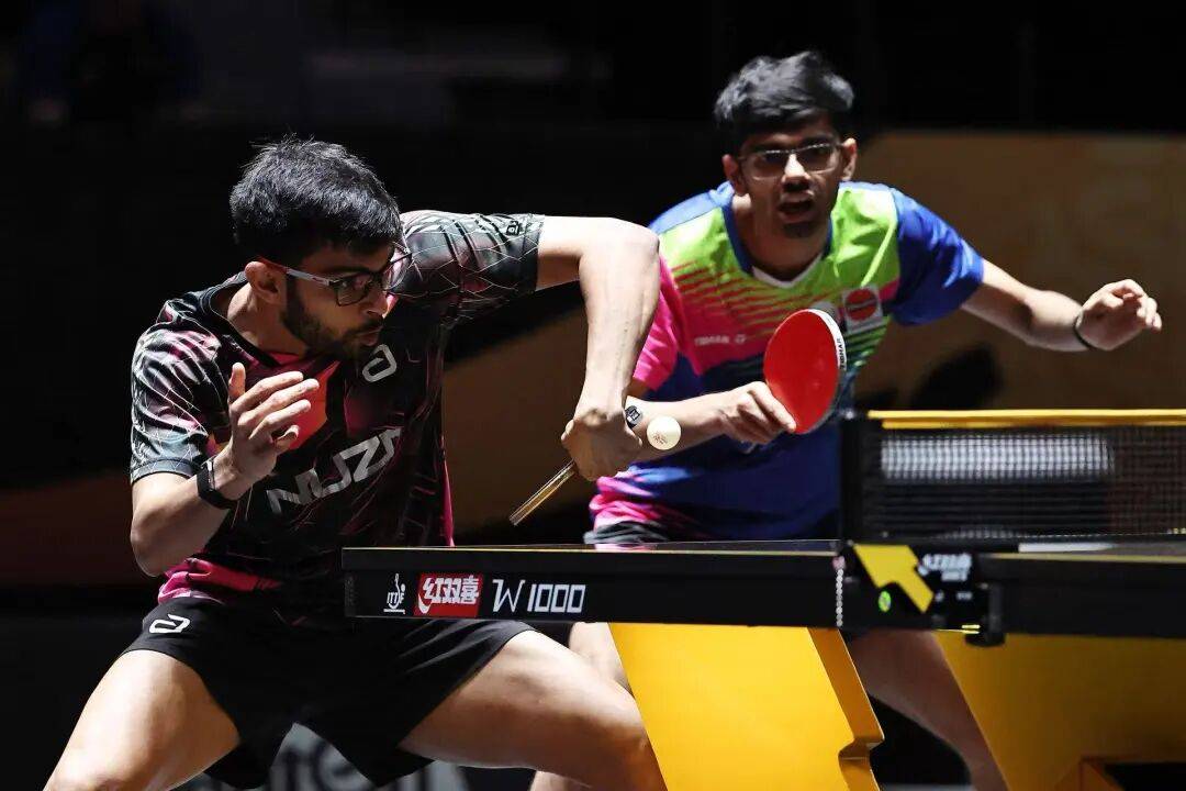 国乒提前锁定混双冠军，男、女双打各有3对进4强 | WTT中国大满贯双打